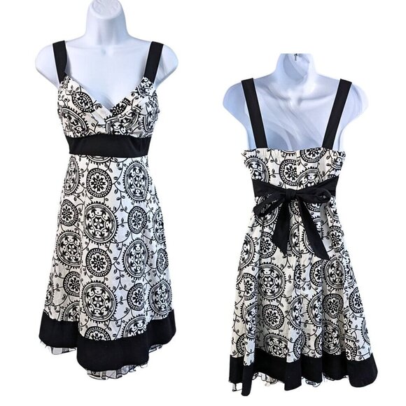 Vintage Y2K SPEECHLESS Black & White Suzani Print Fit & Flare Mini Dress Size 5 - Picture 1 of 8